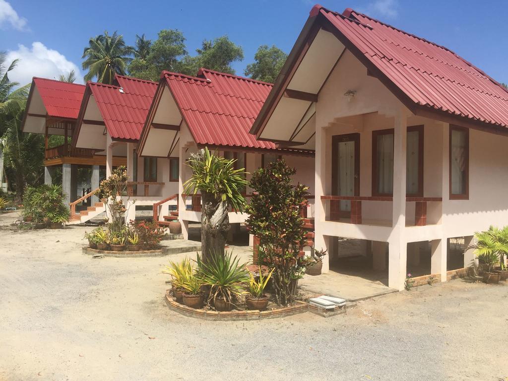 קאנום Phuphat Beach Resort מראה חיצוני תמונה