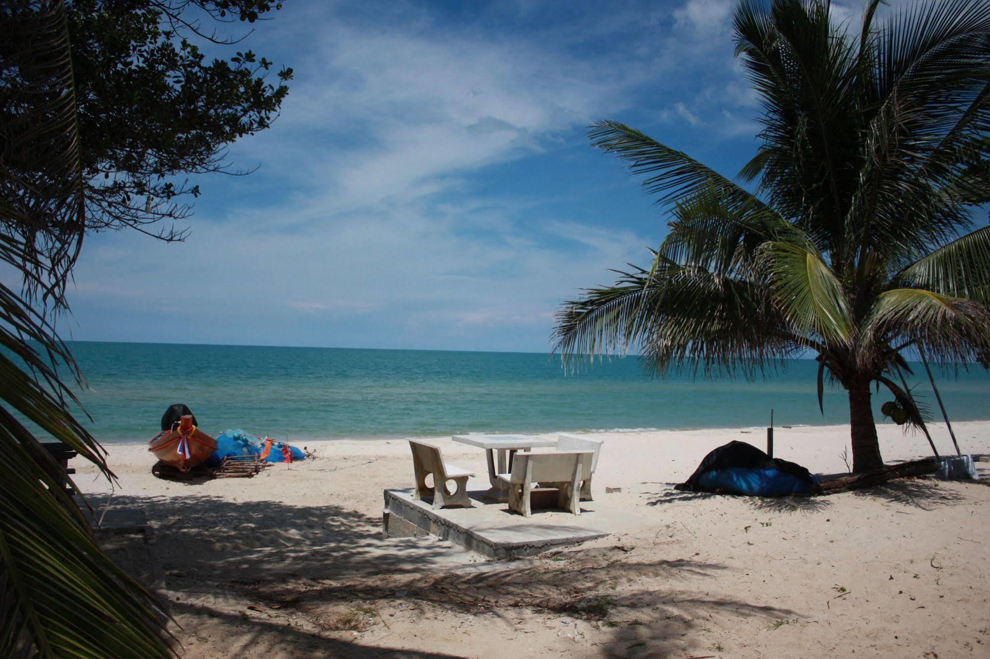 קאנום Phuphat Beach Resort מראה חיצוני תמונה